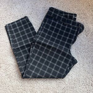 Old Navy Women’s Pixie Black and White Plaid Pants
